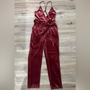 EXPRESS Velvet Jumpsuit Sz 4